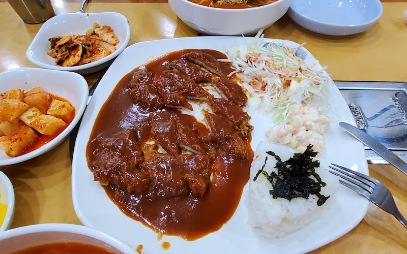 조랭이부대찌개&장칼국수