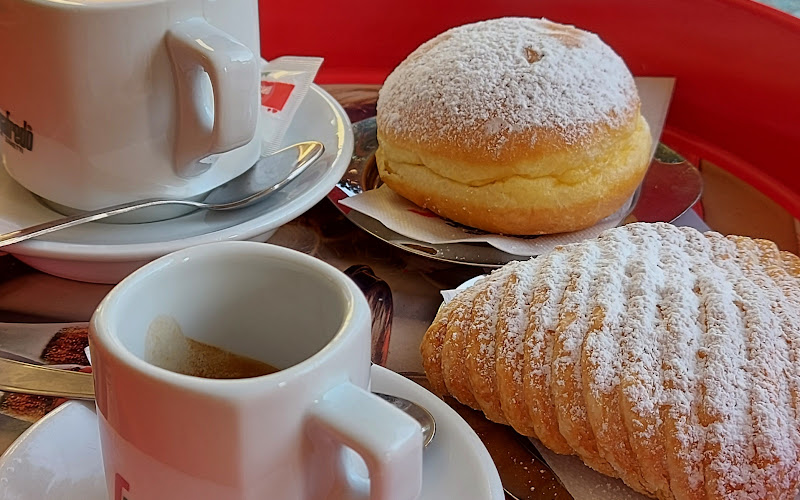 Paradise Café