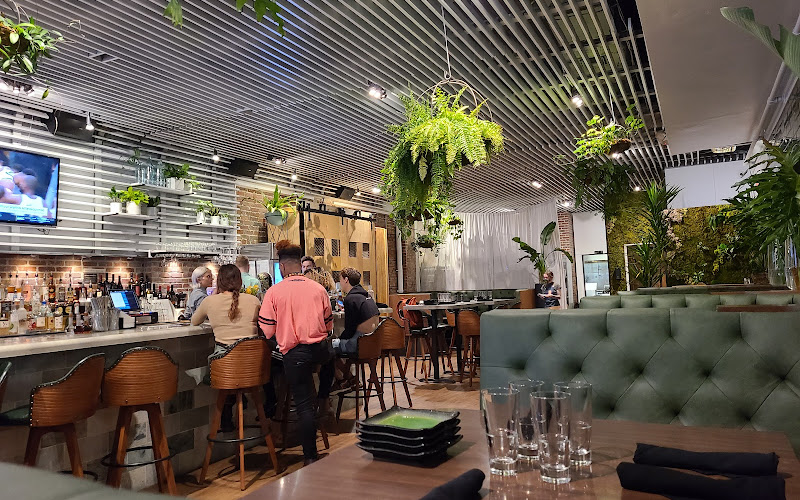 Thrive Cocktail Lounge & Eatery