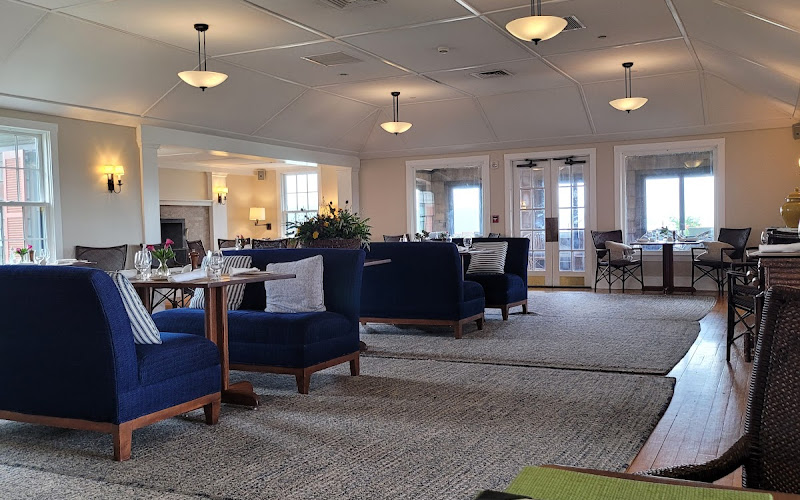 The Restaurant at Weekapaug Inn