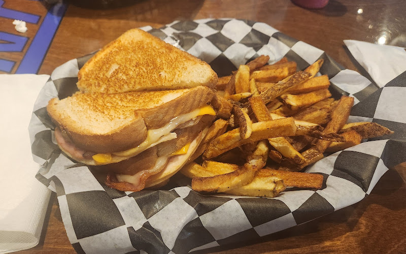 Double Drop Bar and Grill