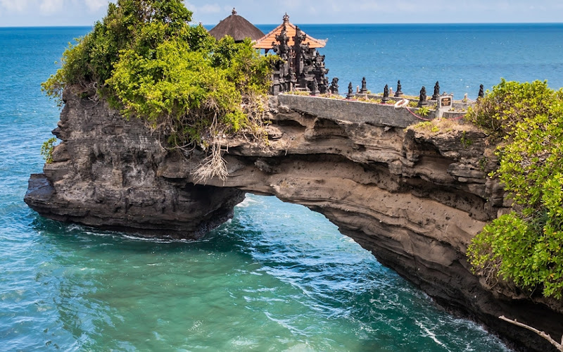 Wisata Dolphin Lovina