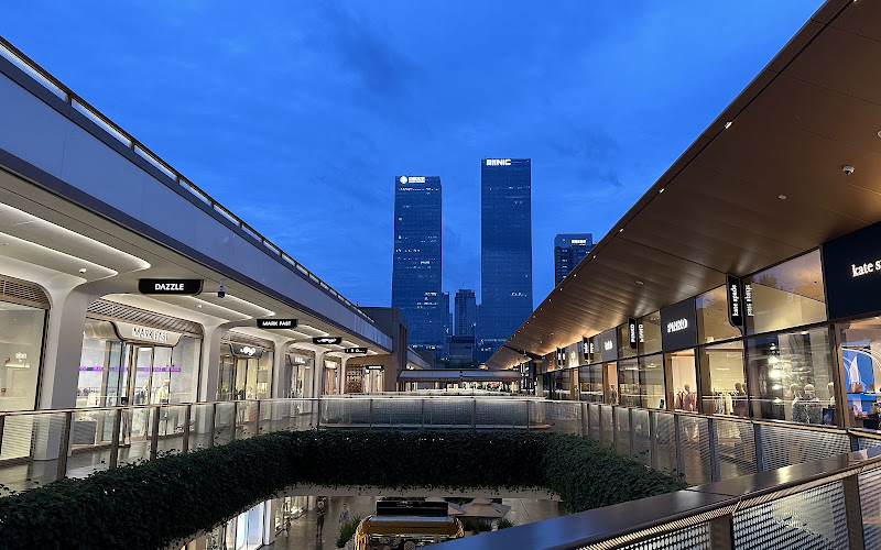 錦城広場