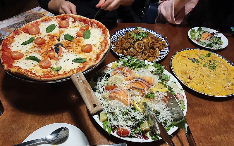 로니로티천호점