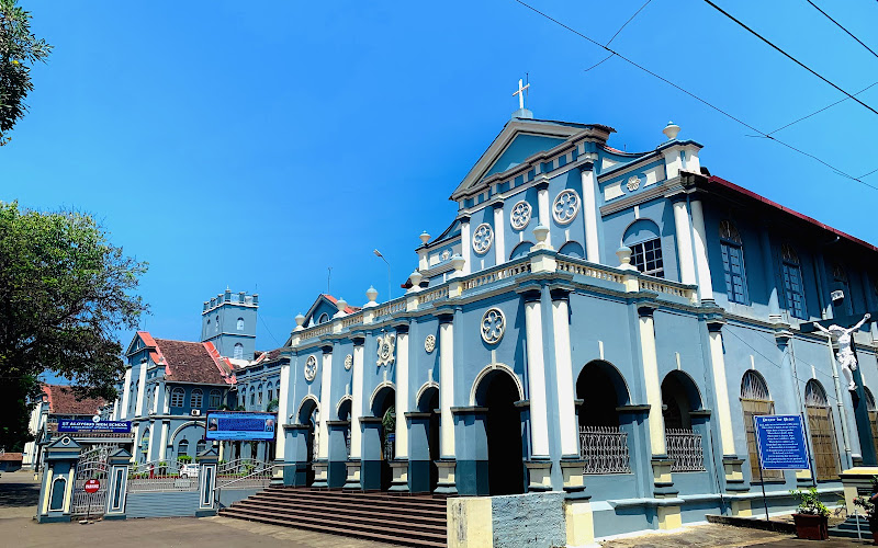 セント アロイシャス 教会