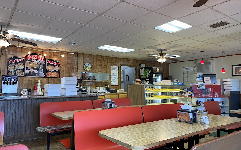 Carl's Bakery & Restaurant