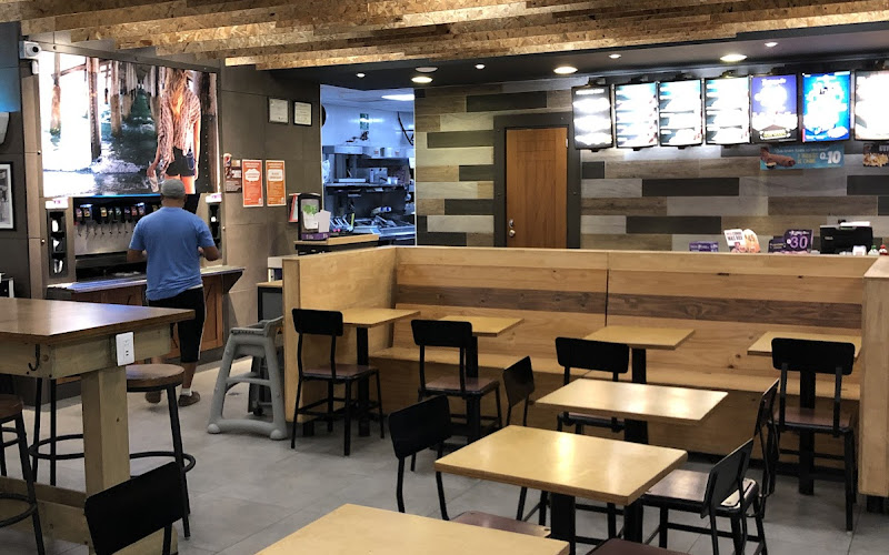Taco Bell • Pradera Puerto Barrios