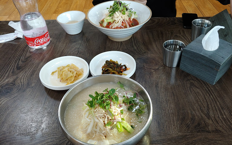 청와대초계국수추계탕