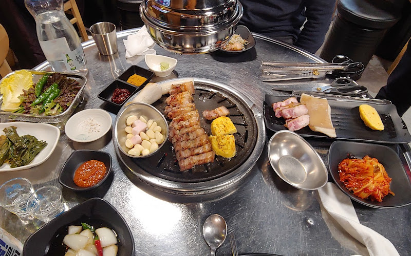 식신지례흑돼지연탄초