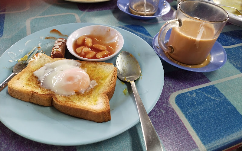 Warung Ribu Ribu Restaurant, Hutan Melintang, Perak.