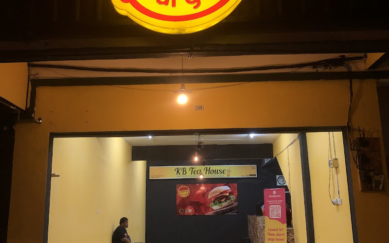 kampung burger seri iskandar