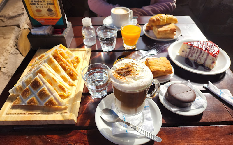 Massanto - Alfajores & Cafe
