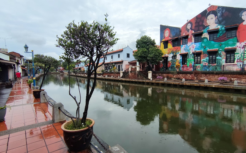 View murals across the river