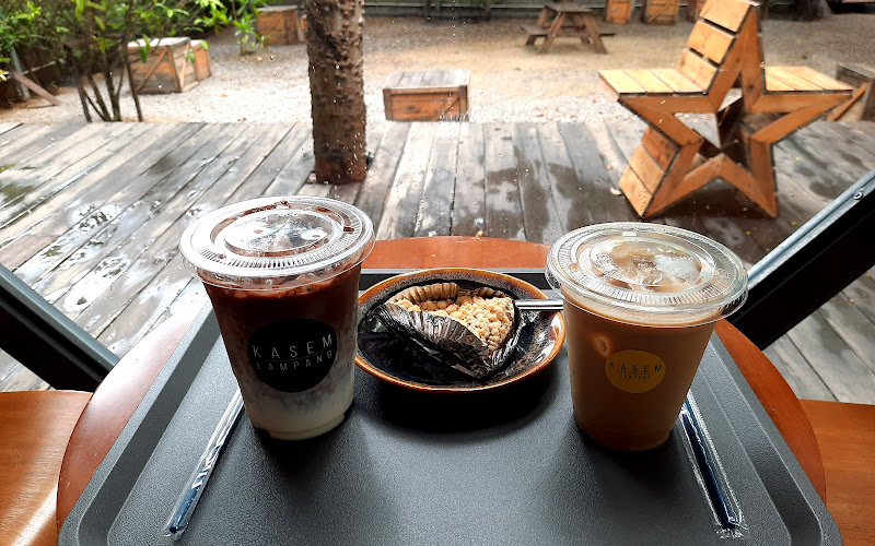 カセム カフェ
