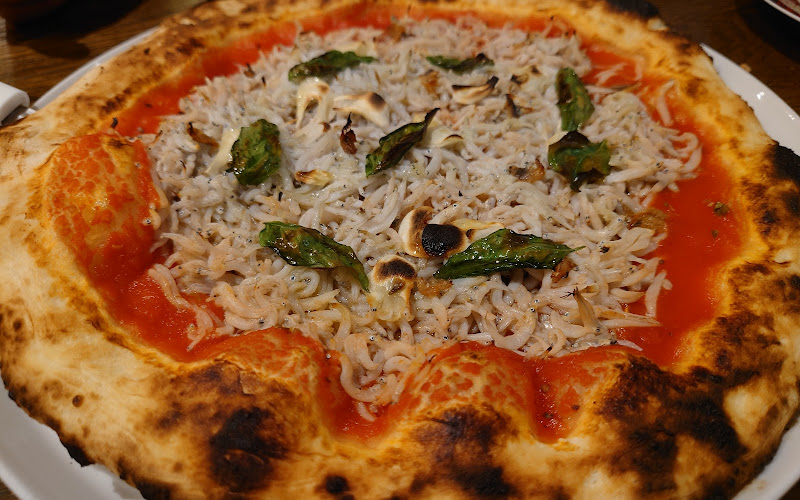 PIZZERIA e 和 Meech