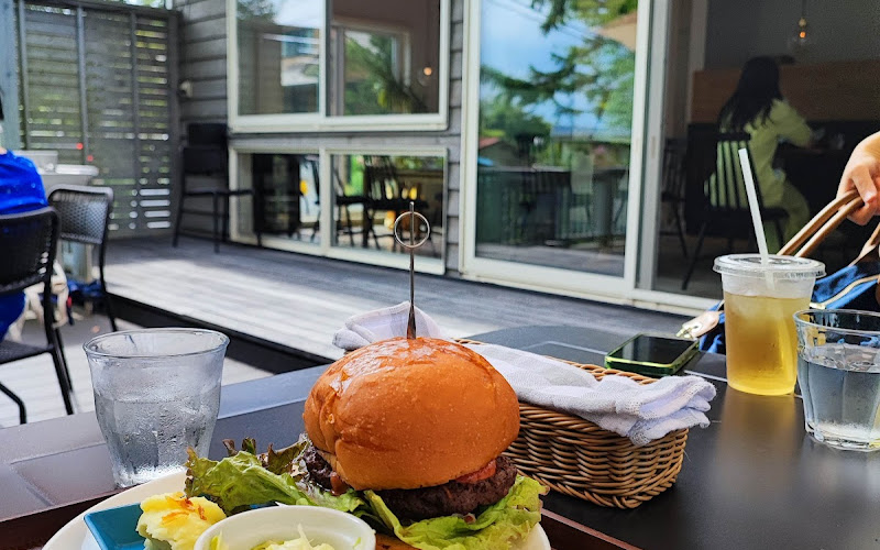 KARIYADO CAFE