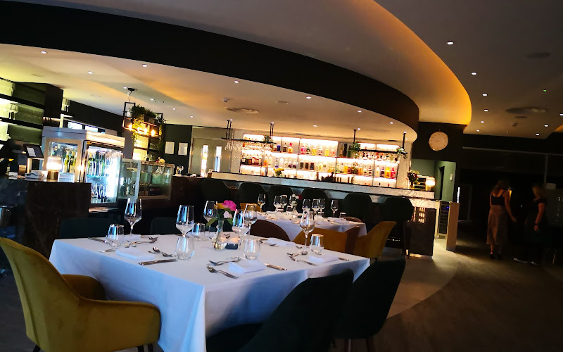 Carriages Restaurant