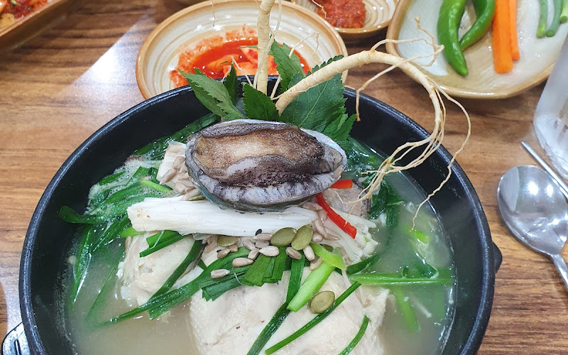 토담골삼계탕