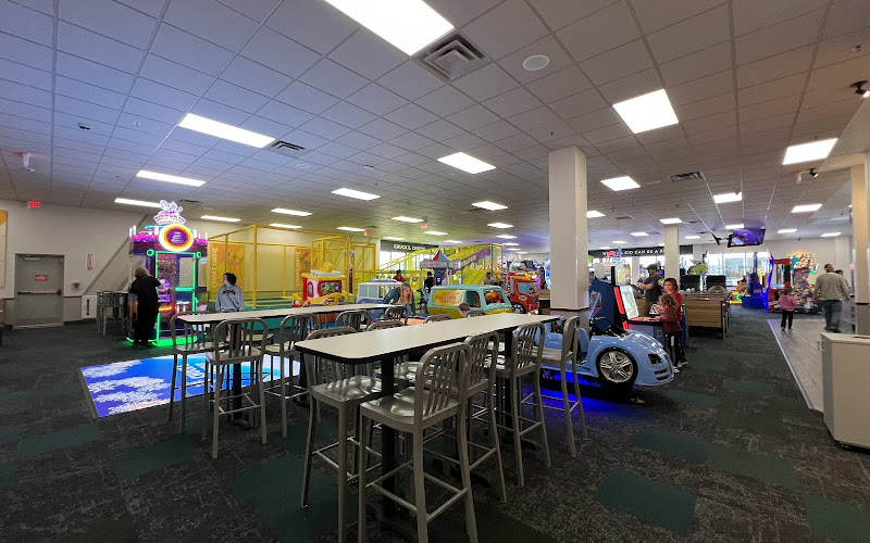 Chuck E. Cheese