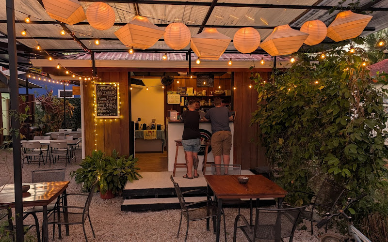 Casa 4 - Empanadas Argentinas y Café