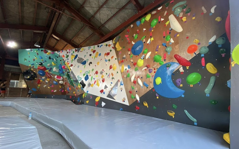 PARKS climbing & cafe