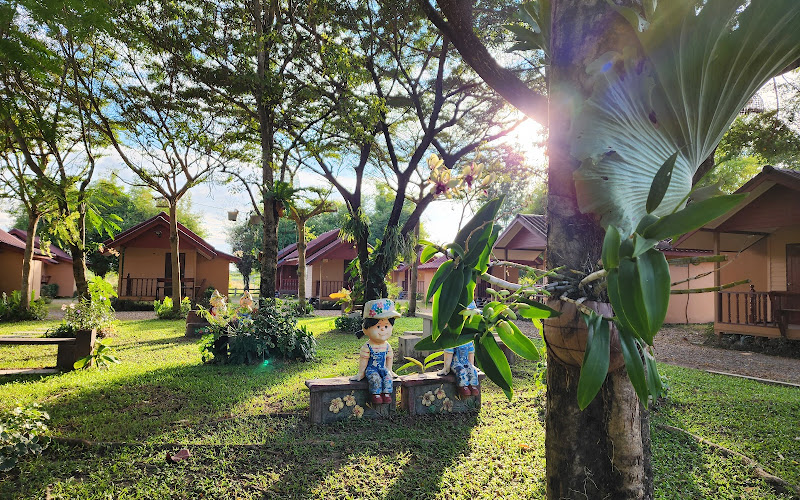 บ้านสวนปัณรีสอร์ท