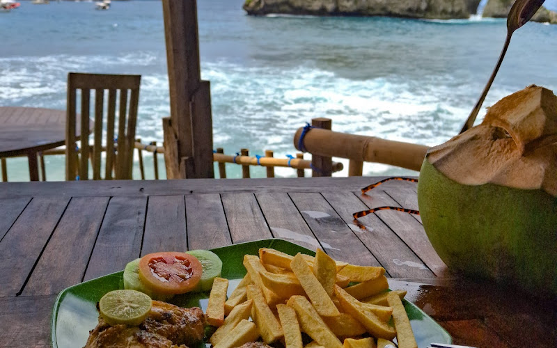 Warung The Nyodog Hill