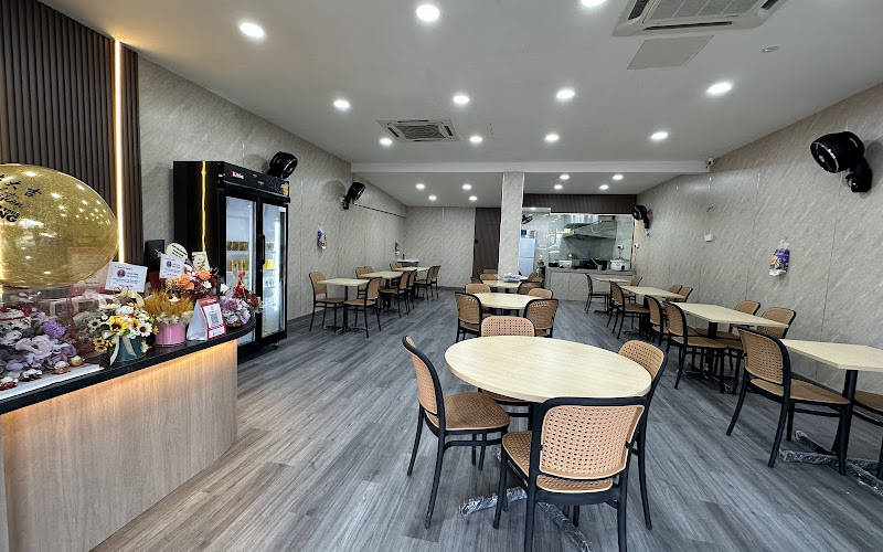 Uncle Yang Curry House • HQ • KSL 安仔咖喱鱼头 • 总行