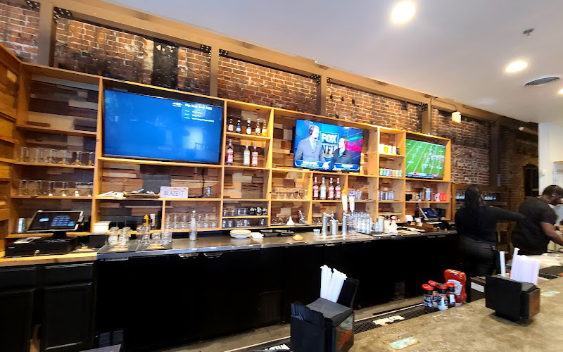 High Life Sports Bar and Grill