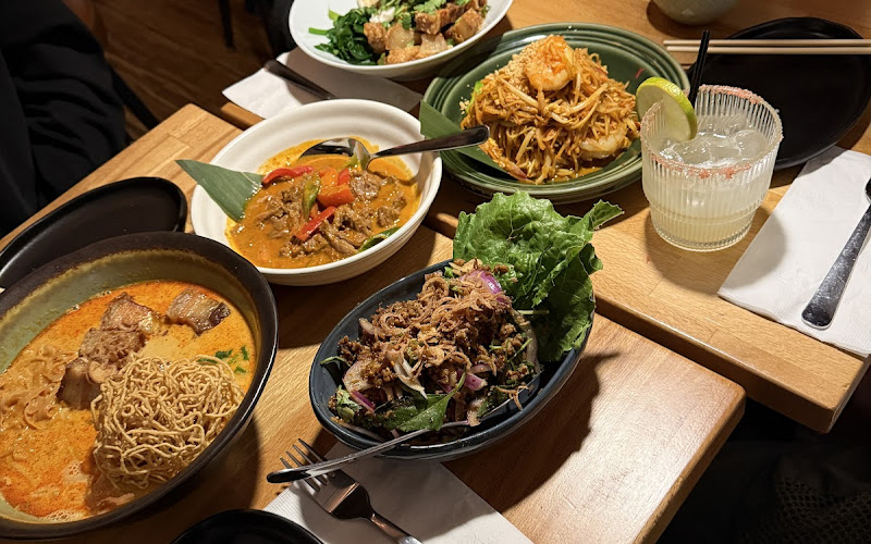 the AM-THAI Williamsburg