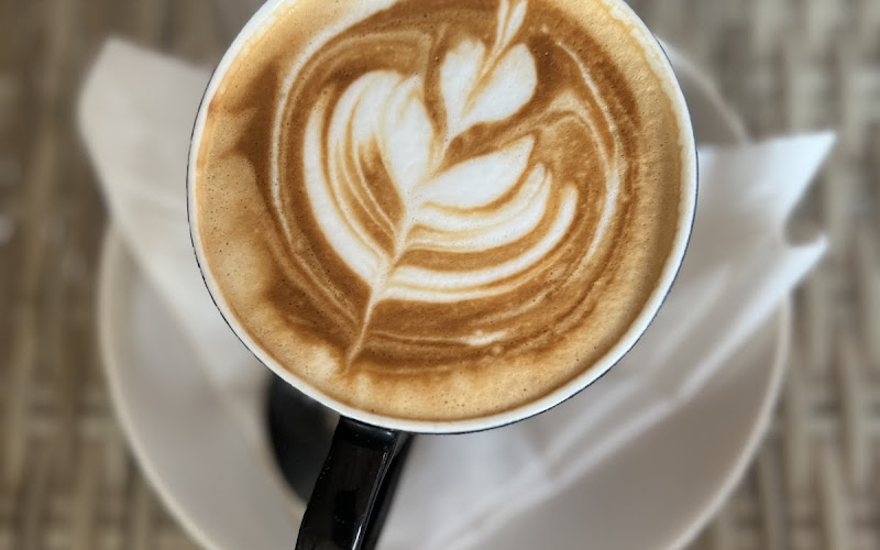 Black Wood Coffee Shop Lembongan