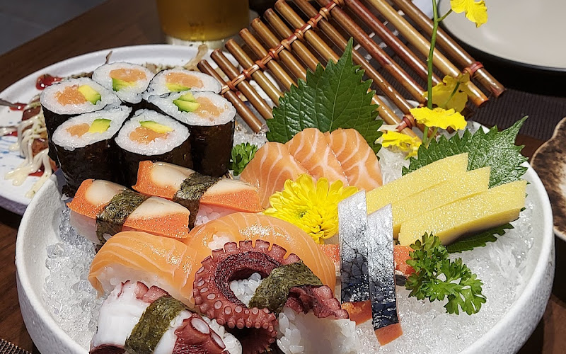 Let's Sushi Hàm Nghi