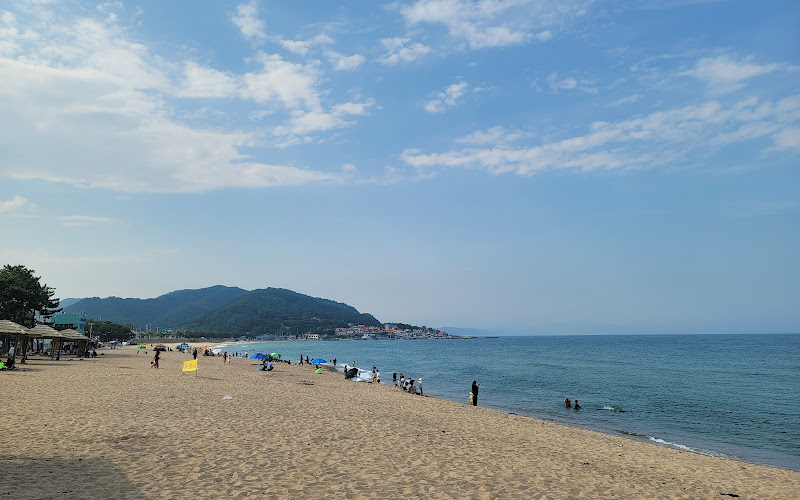 화진해수욕장