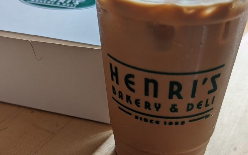 Henri's Bakery & Deli