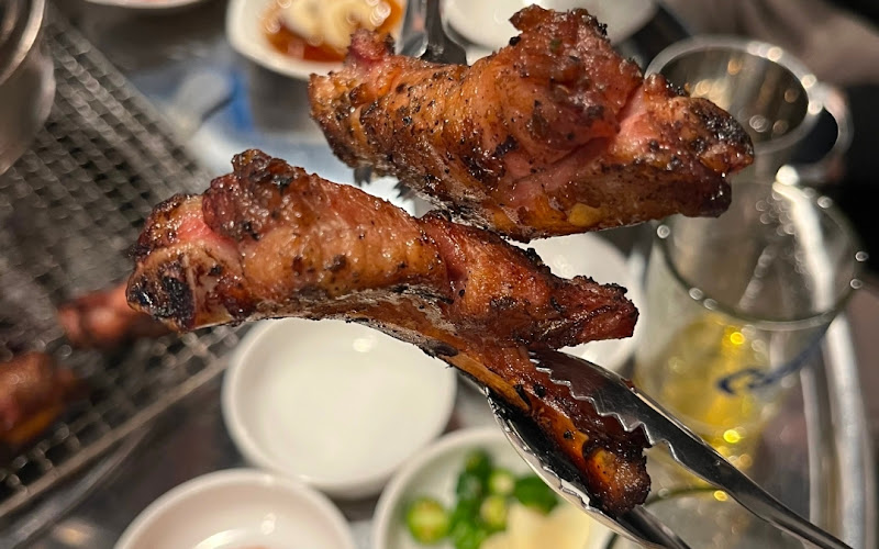 Beomeo-dong Restaurant Hwadeok Grilled Soie Hanpan