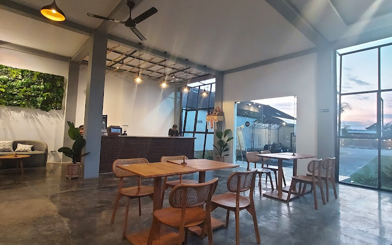 Nyantra Café & Eatery