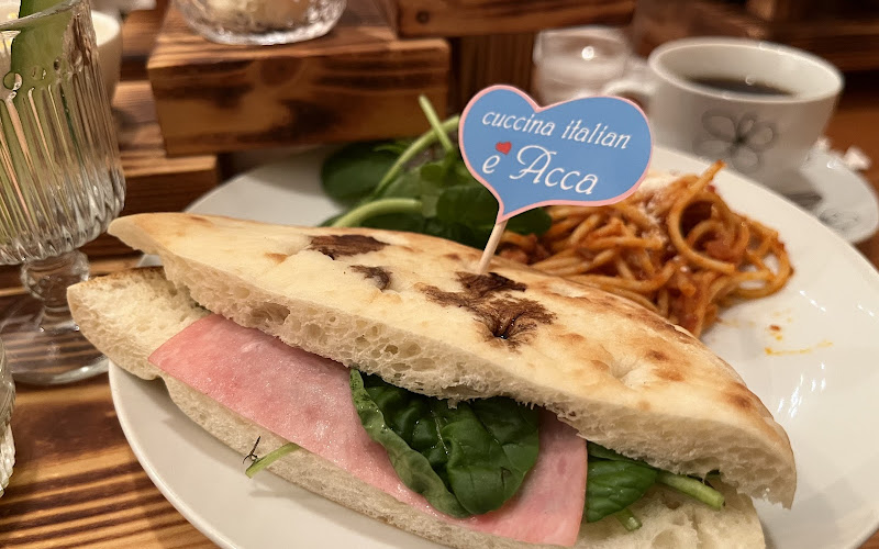 青山キッチンアッカ