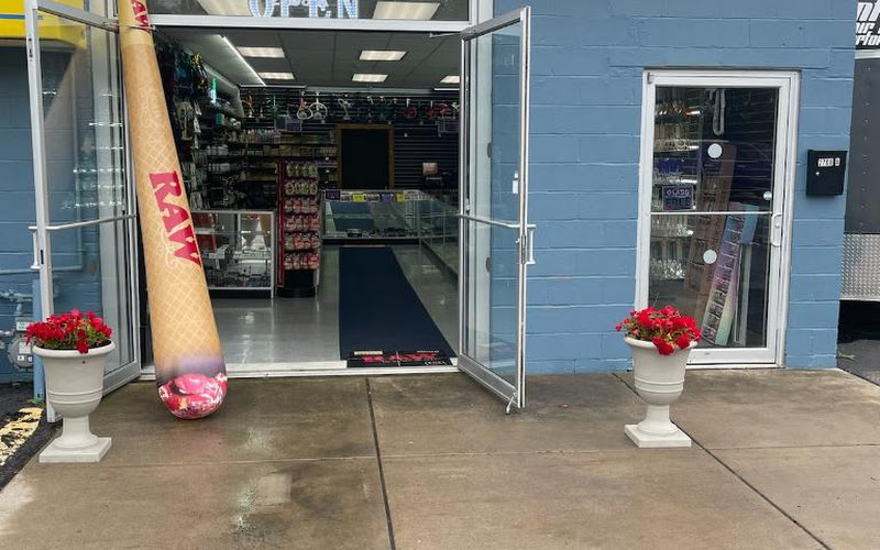 O’s Smoke Shop & Exotic Snacks