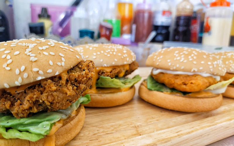 Go Chicky ประชาชื่น