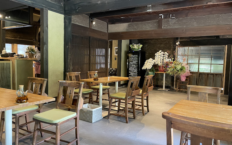 pizza&cafe まる。