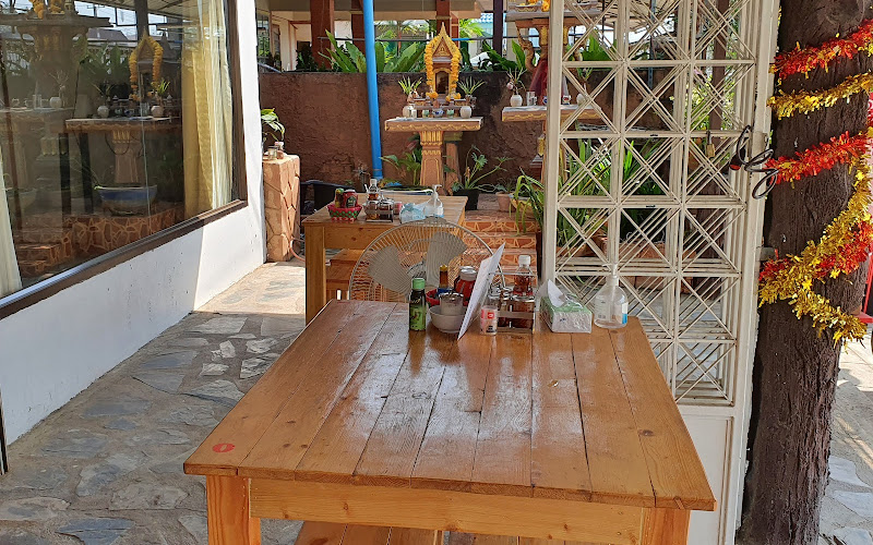 FUSIONS RESTAURANT&BAR