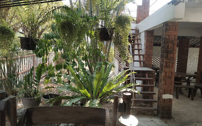 ร้านกาแฟบ้านดินคอฟฟี่&เบเกอรี่