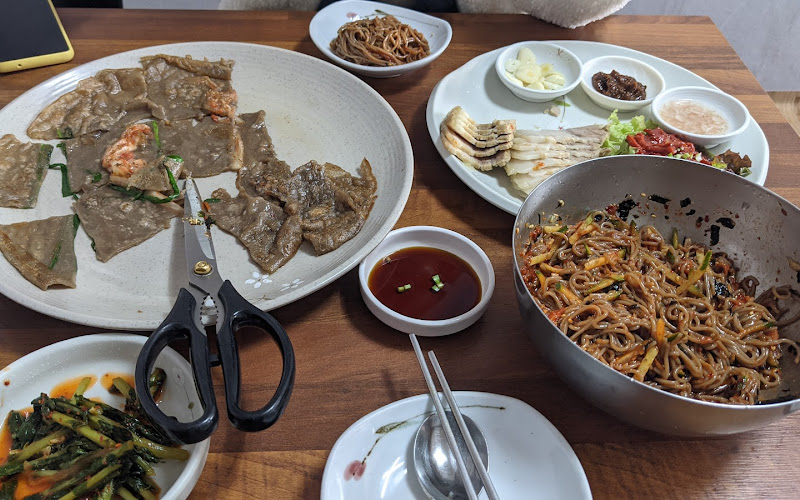동해막국수