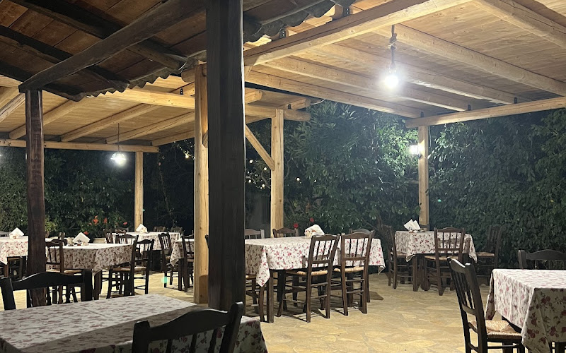 SAVOURAS (restaurant)