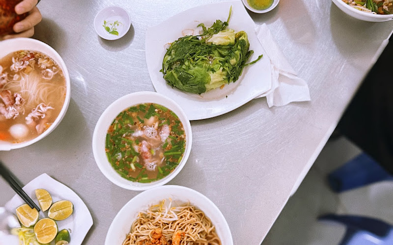 Hủ tiếu mực sữa