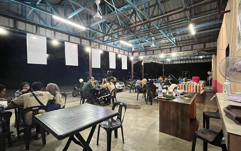 ALUMNI CAFE JELI
