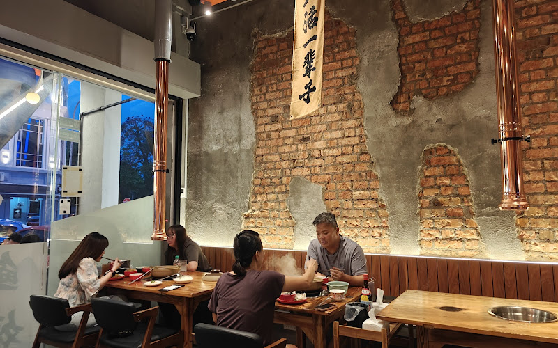 探炭炭炉海鲜火锅 Tantan Charcoal Seafood Steamboat