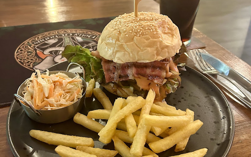 Nelly O'Changs Irish Pub