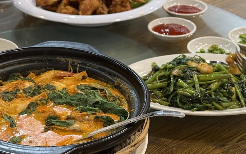 Nibong Tebal Kee Heng • 弘苑家常菜