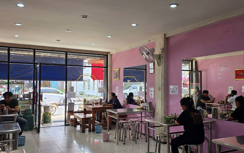 Konun Beef Noodle Shop